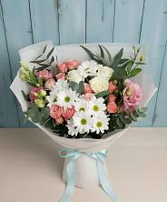 Букет цветов из:  Розы, Лизиантусы и Хризантемы в Верхнекундрюческой
