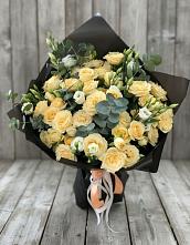 Букет цветов из:  Розы и Лизиантусы #REPLACE_PRED# Верхнекундрюческой