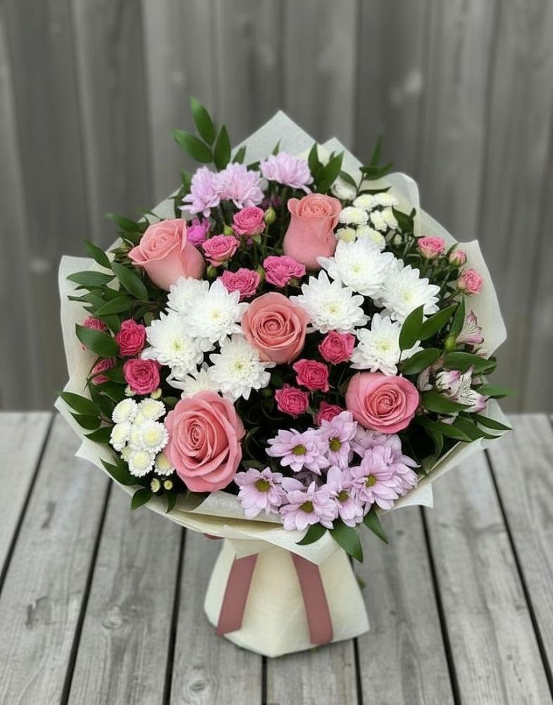Букет цветов из: Альстромерии, Гвоздики, Розы и Хризантемы в Верхнекундрюческой