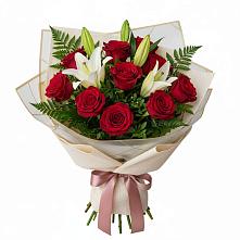 Букет цветов из:  Лилии и Розы в Верхнекундрюческой