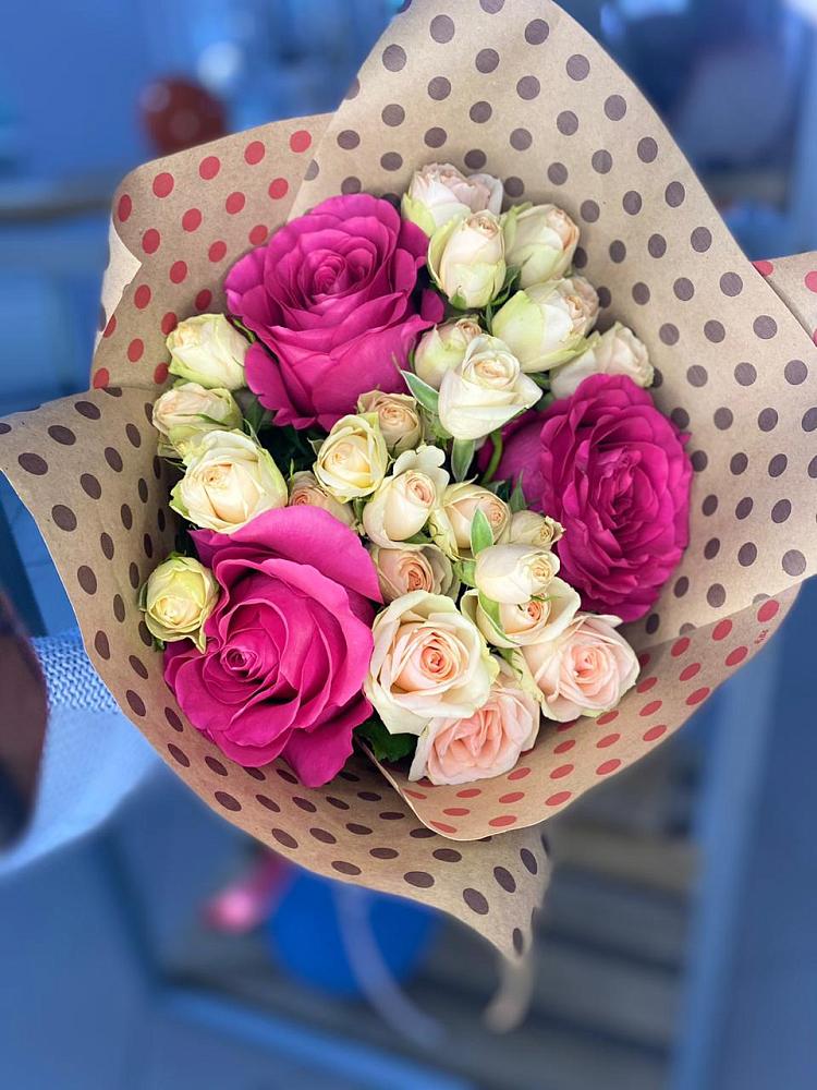 Букет цветов из: Розы в Верхнекундрюческой