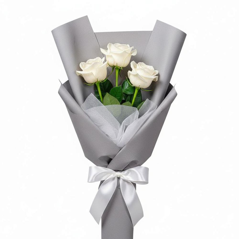 Букет 3 белые розы в Верхнекундрюческой