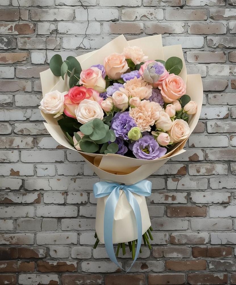 Букет цветов из: Розы, Лизиантусы и Гвоздики в Верхнекундрюческой