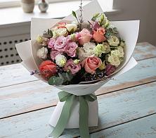 Букет цветов из:  Розы, Лизиантусы и Гвоздики в Верхнекундрюческой