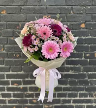 Букет цветов из:  Герберы и Хризантемы #REPLACE_PRED# Верхнекундрюческой