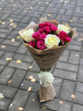 Букет цветов из: Розы в Верхнекундрюческой