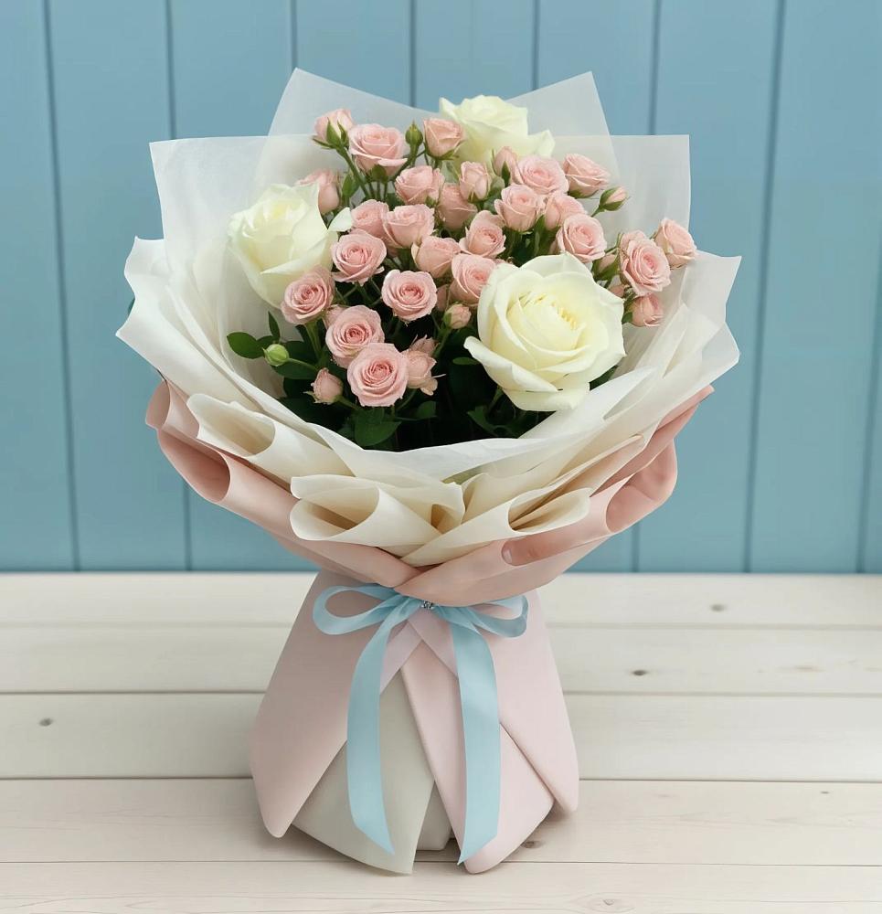 Букет цветов из: Розы в Верхнекундрюческой