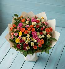 Букет Микс из разноцветных кустовых роз в Верхнекундрюческой